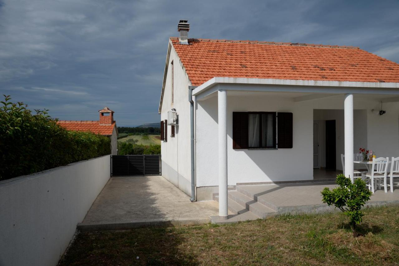 Casa Di Felicita Villa Biograd Na Moru Luaran gambar